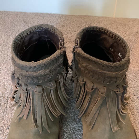 Liberty Black olive green leAther fringe, Lauren boots. Worn 3x. 7 1/2. $149 - Picture 2 of 6